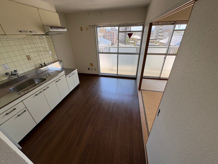 物件内観写真13　(居室)