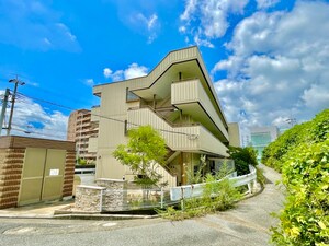 クレ－ル宝塚外観写真