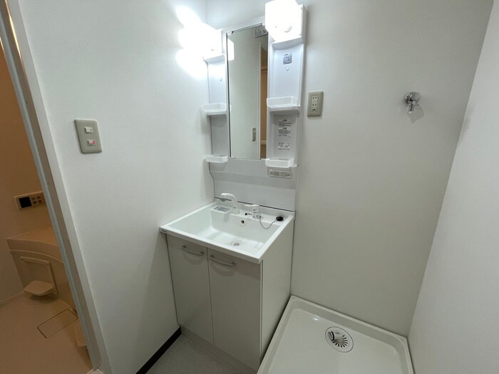 物件内観写真7　(洗面)