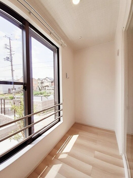 物件内観写真19　(室内からの展望)