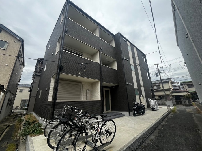 物件外観写真1　(外観写真)