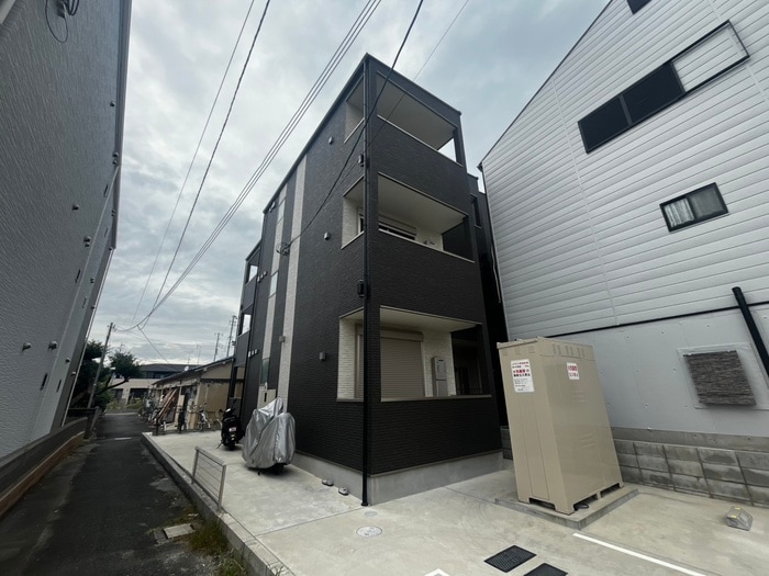 物件外観写真4　(外観写真)