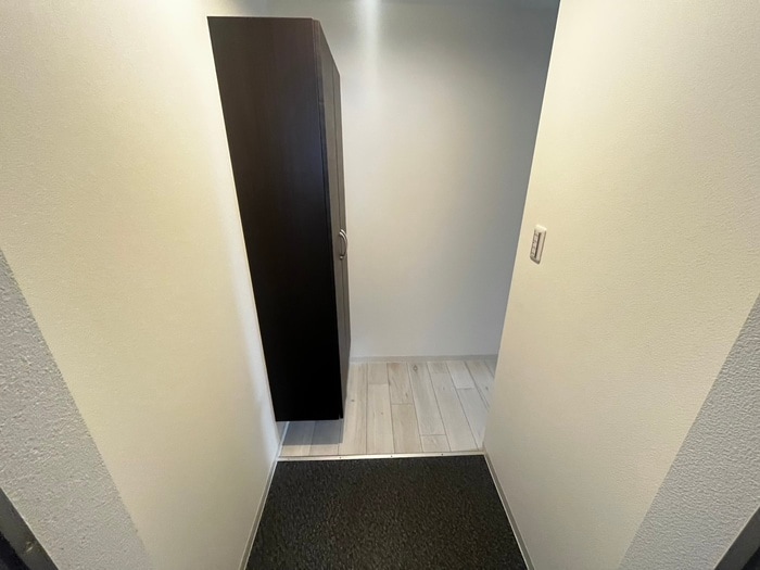 物件内観写真18　(玄関)