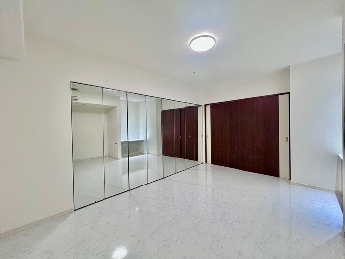 物件内観写真22　(居室)