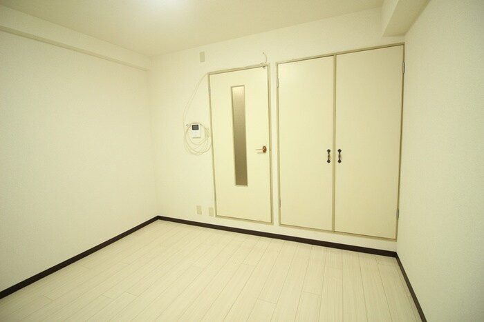 物件内観写真13　(居室)