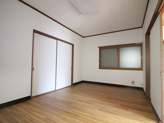 物件内観写真7　(居室)