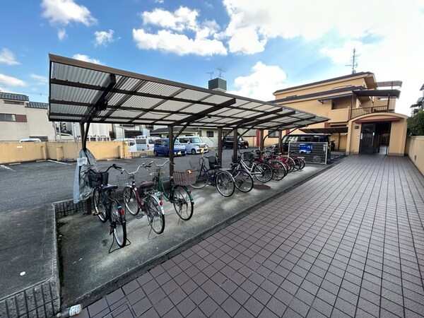 駐輪場