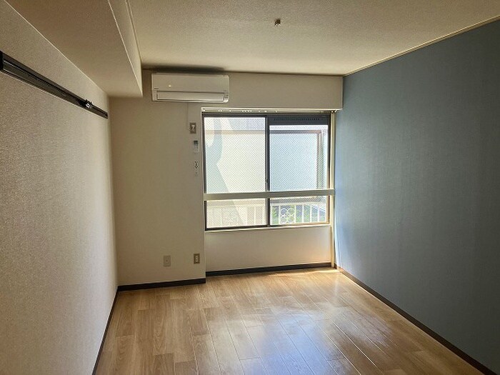 物件内観写真12　(居室)