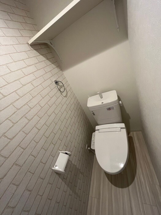 物件内観写真8　(トイレ)