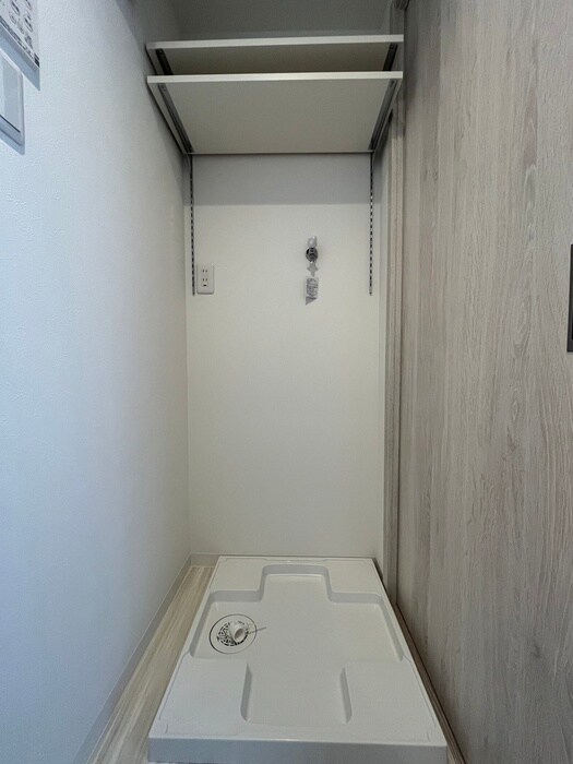 物件内観写真11　(洗濯機置場)