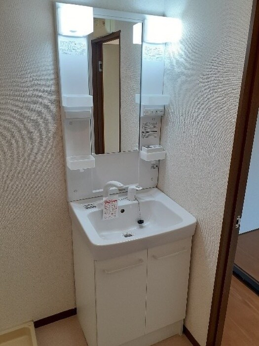 物件内観写真13　(洗面)