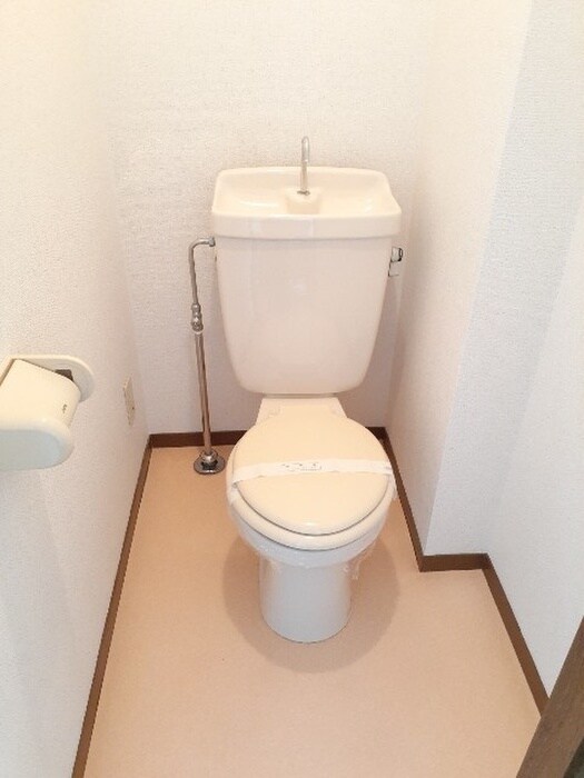 物件内観写真15　(トイレ)