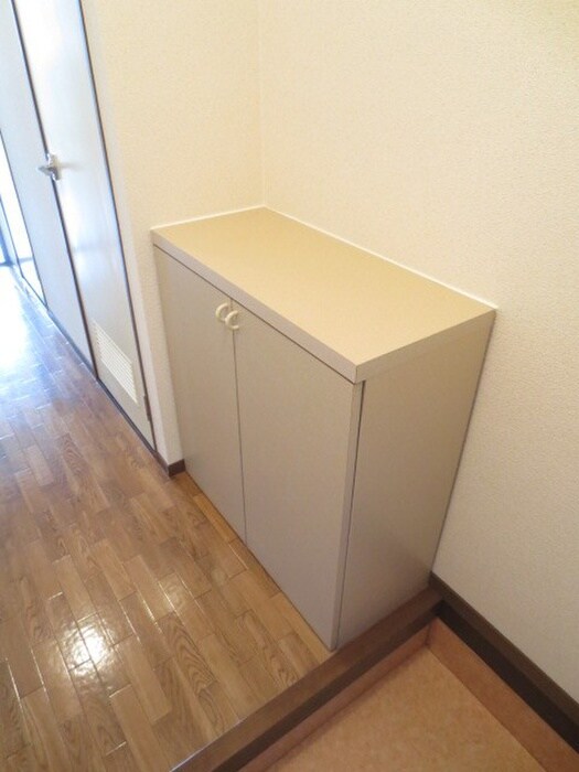 物件内観写真18　(靴箱)