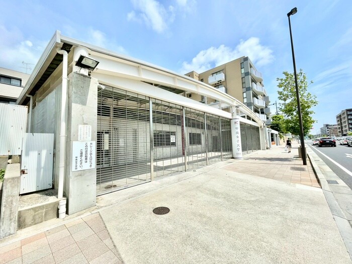 甲南女子大学バス停