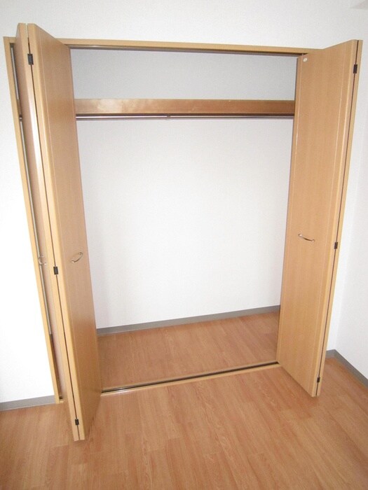 物件内観写真10　(収納)