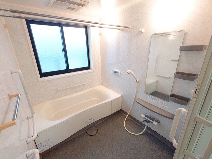 物件内観写真9　(バス／シャワールーム等)