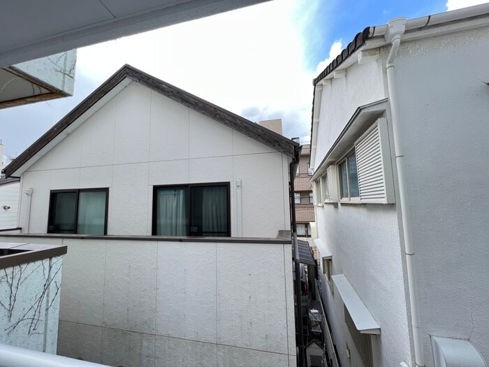 物件内観写真22　(室内からの展望)