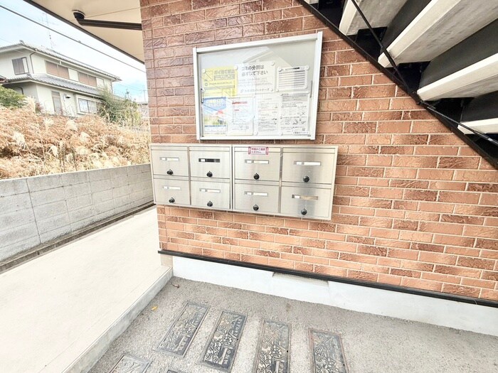 物件外観写真4　(駐車場)