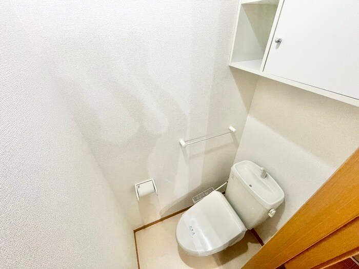 物件内観写真14　(トイレ)