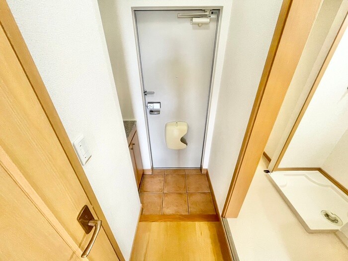 物件内観写真19　(玄関)