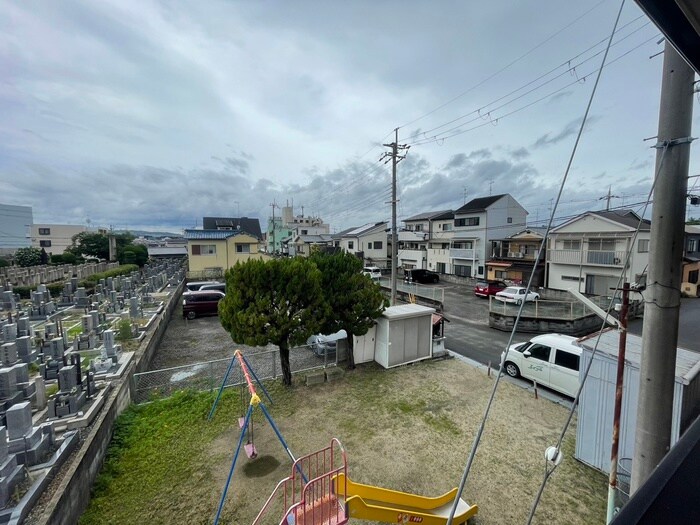 物件内観写真22　(室内からの展望)