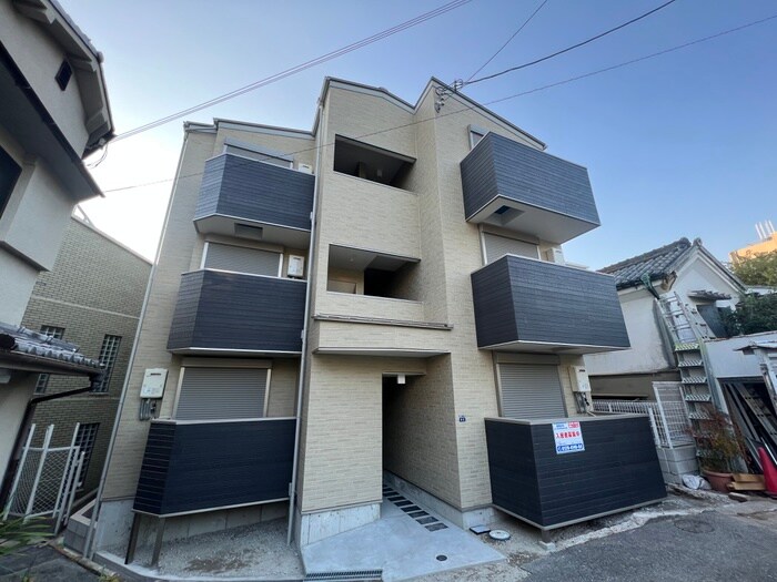 物件外観写真1　(外観写真)