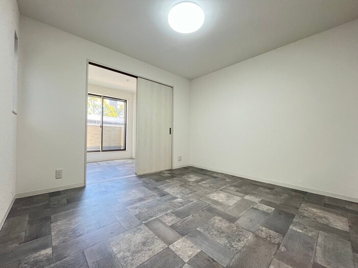 物件内観写真7　(居室)