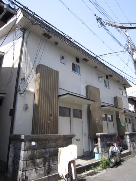 どんぐりマンション外観写真
