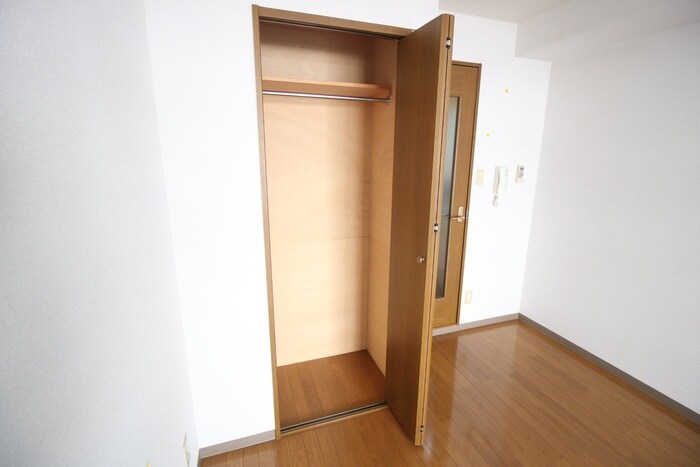 物件内観写真10　(収納)