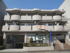 シャトル５曽根外観写真