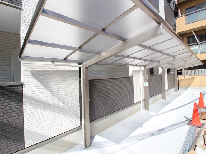 物件外観写真4　(駐輪場)