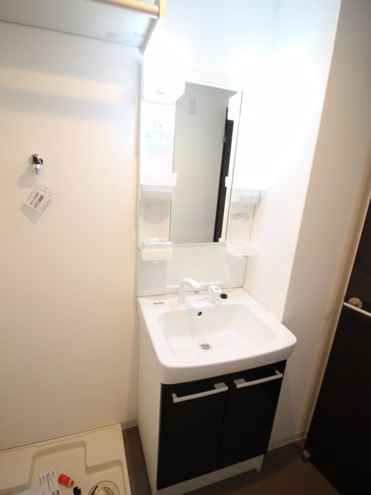 物件内観写真11　(洗面)