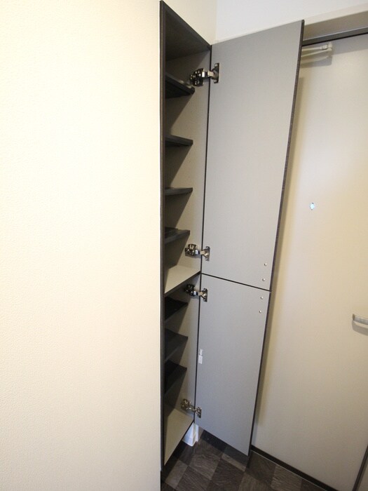 物件内観写真16　(靴箱)