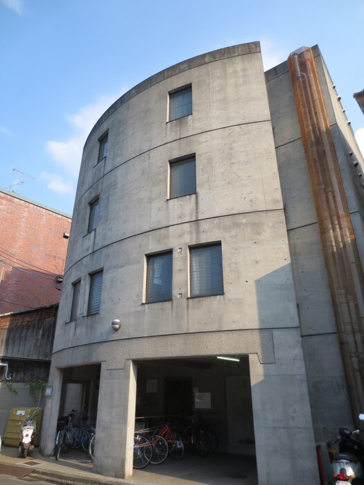 物件外観写真6　(外観写真)