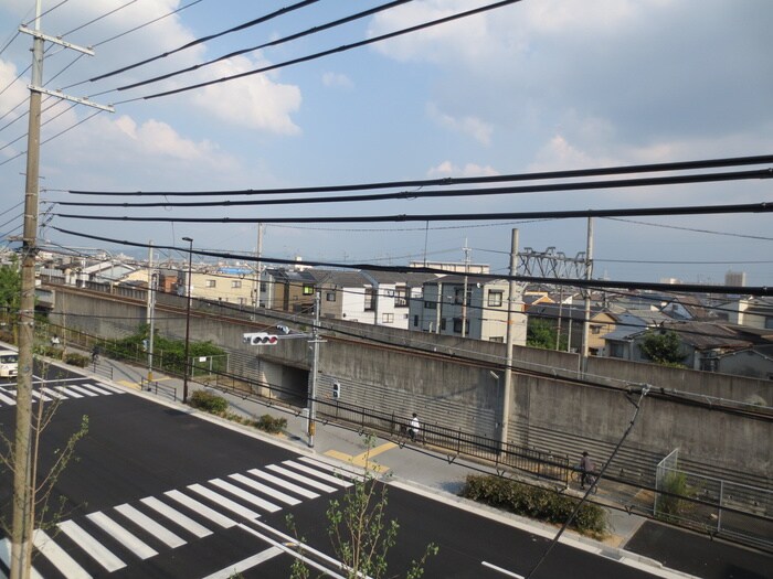 物件内観写真16　(室内からの展望)