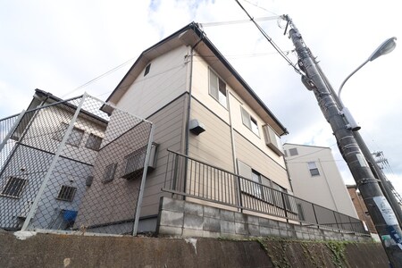 一里山6丁目貸家外観写真