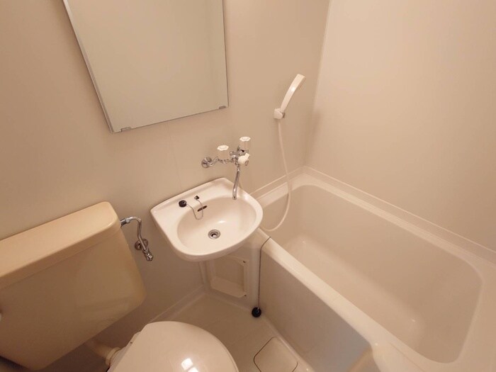 物件内観写真14　(洗面)