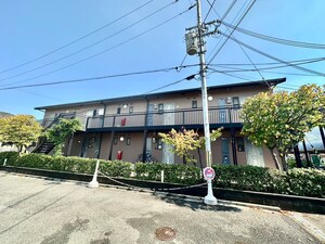 ｳﾞｨﾗ楠公Ｅ棟外観写真