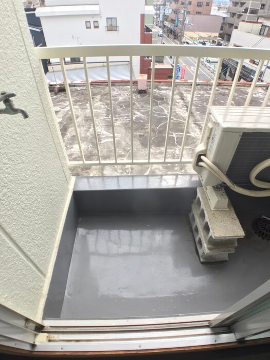 物件内観写真14　(洗濯機置場)