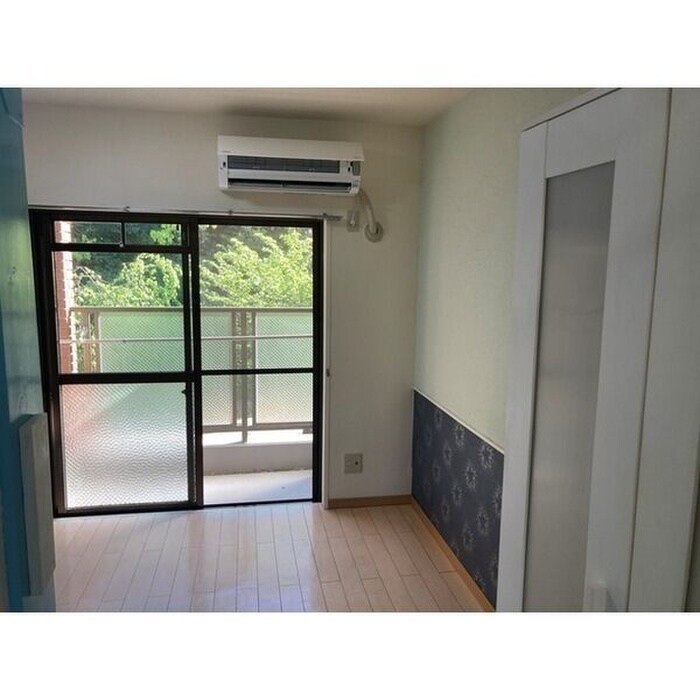 物件内観写真13　(居室)