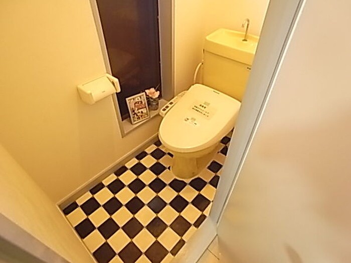 物件内観写真14　(トイレ)