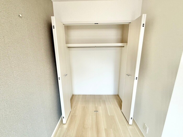 物件内観写真12　(収納)
