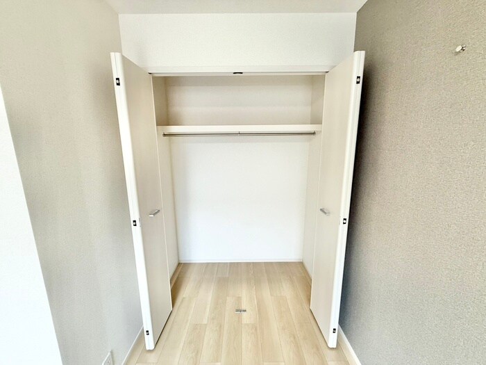 物件内観写真12　(収納)