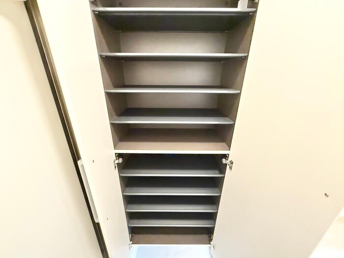 物件内観写真17　(靴箱)
