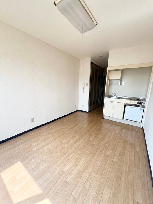 物件内観写真15　(居室)