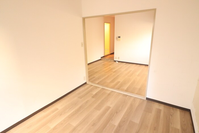 物件内観写真11　(居室)