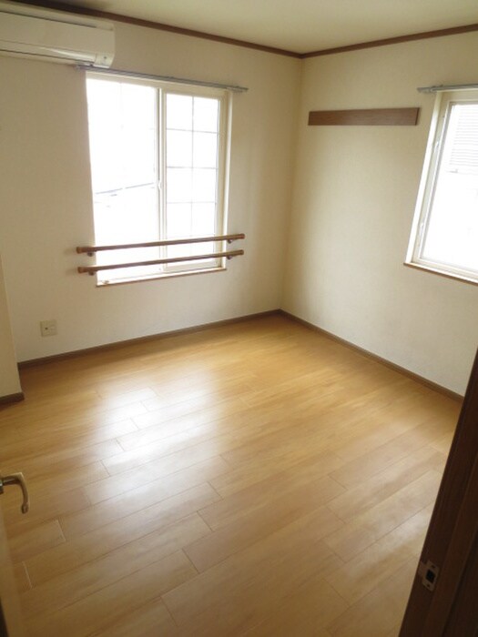 物件内観写真18　(居室)