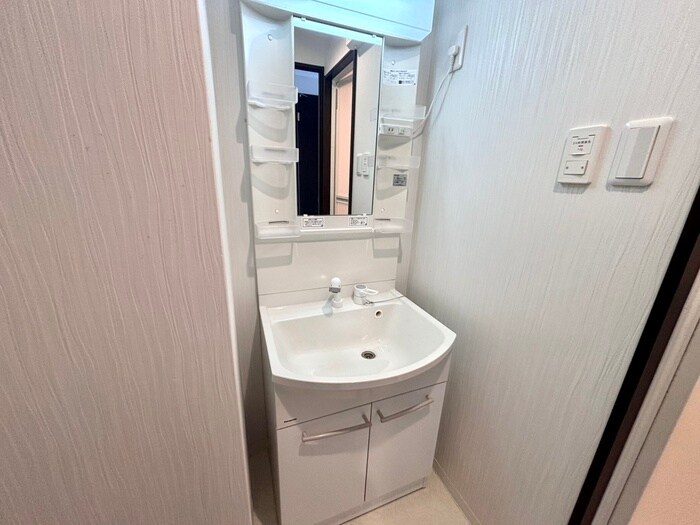 物件内観写真10　(洗面)