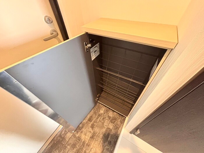 物件内観写真13　(靴箱)