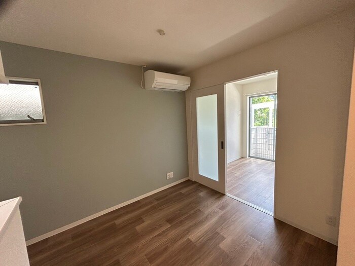 物件内観写真7　(居室)